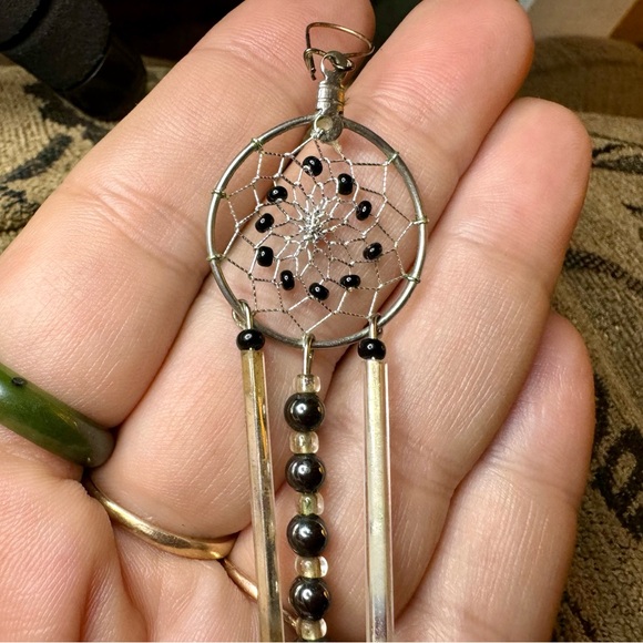 Pair of Dream catcher ‘90’s earrings - Picture 6 of 8